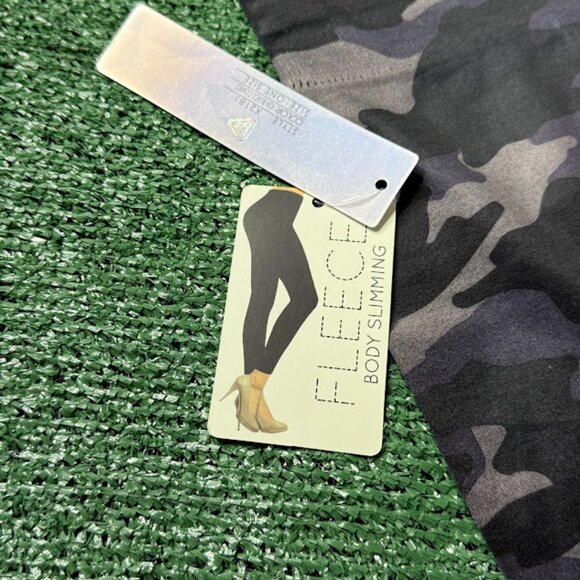 Ready To Go Super Stretch Soft Grey Camouflage Leggings Ankle Pants Size OS NEW - Picture 12 of 13